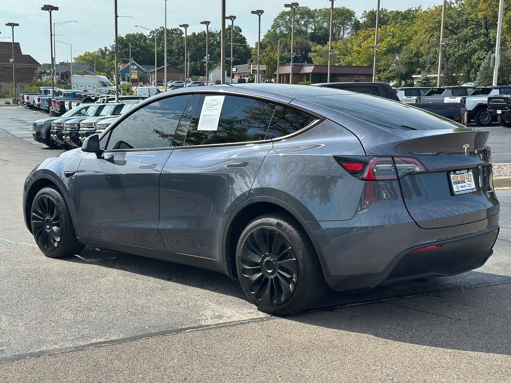 2024 Tesla Model Y Long Range photo 8