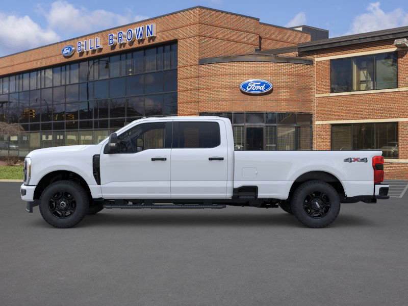 2026 Ford F-350 photo 3