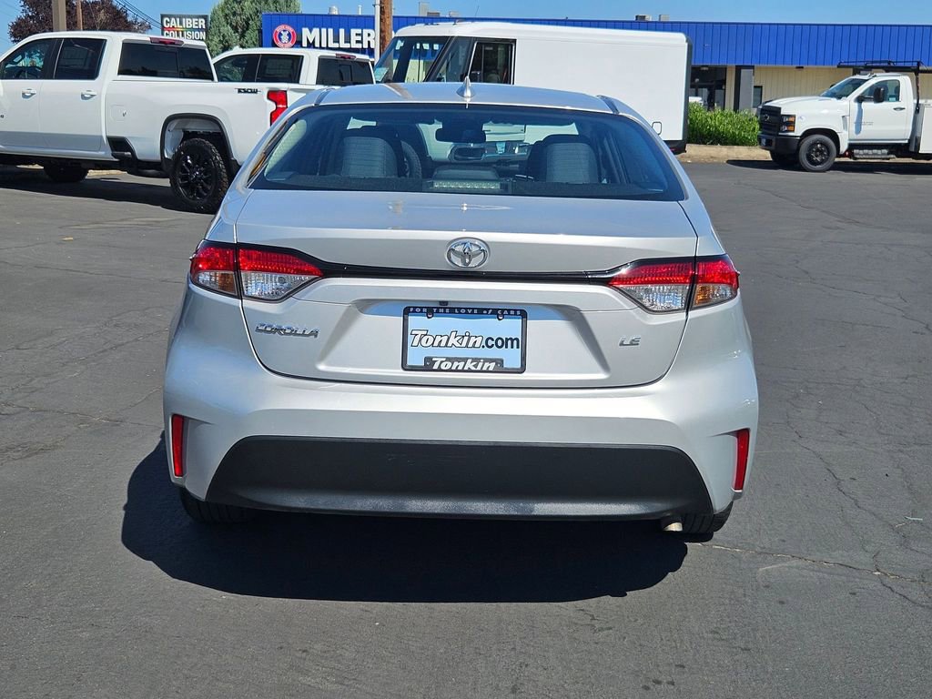 2023 Toyota Corolla LE photo 4