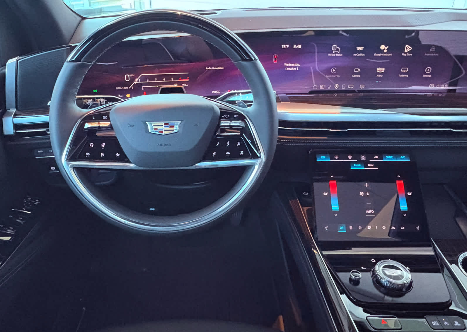 2025 Cadillac Escalade Premium Luxury photo 17