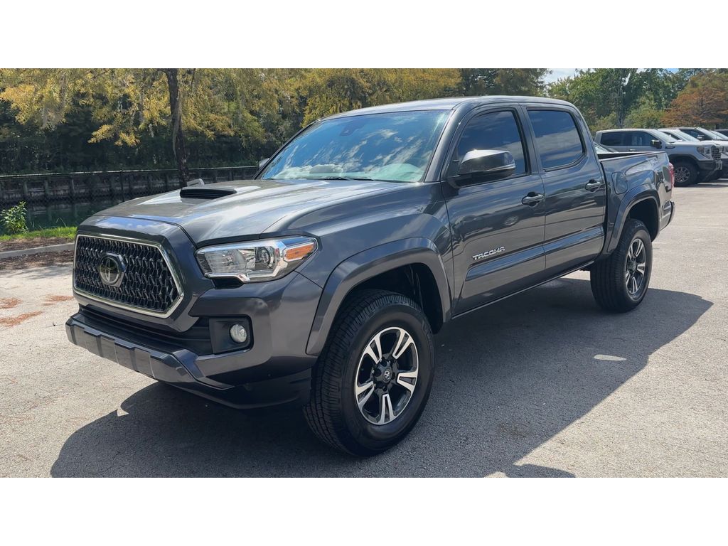 2019 Toyota Tacoma SR5 photo 4