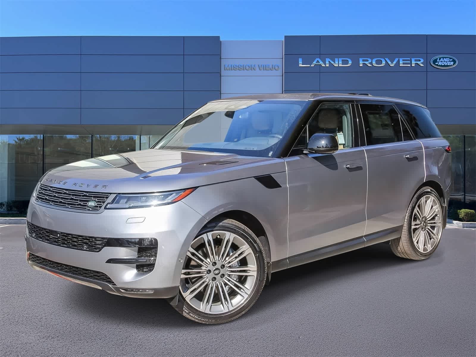 2025 Land Rover Range Rover Sport SE's photo