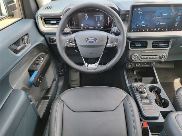 2025 Ford Maverick photo 23
