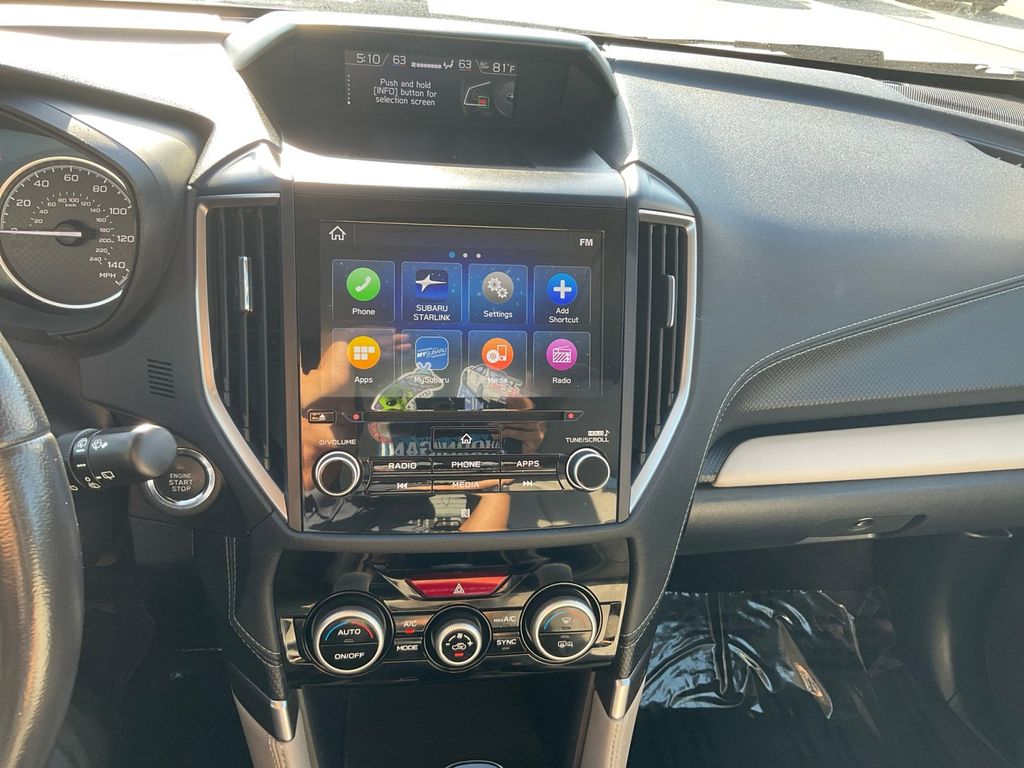 2022 Subaru Forester Limited photo 19