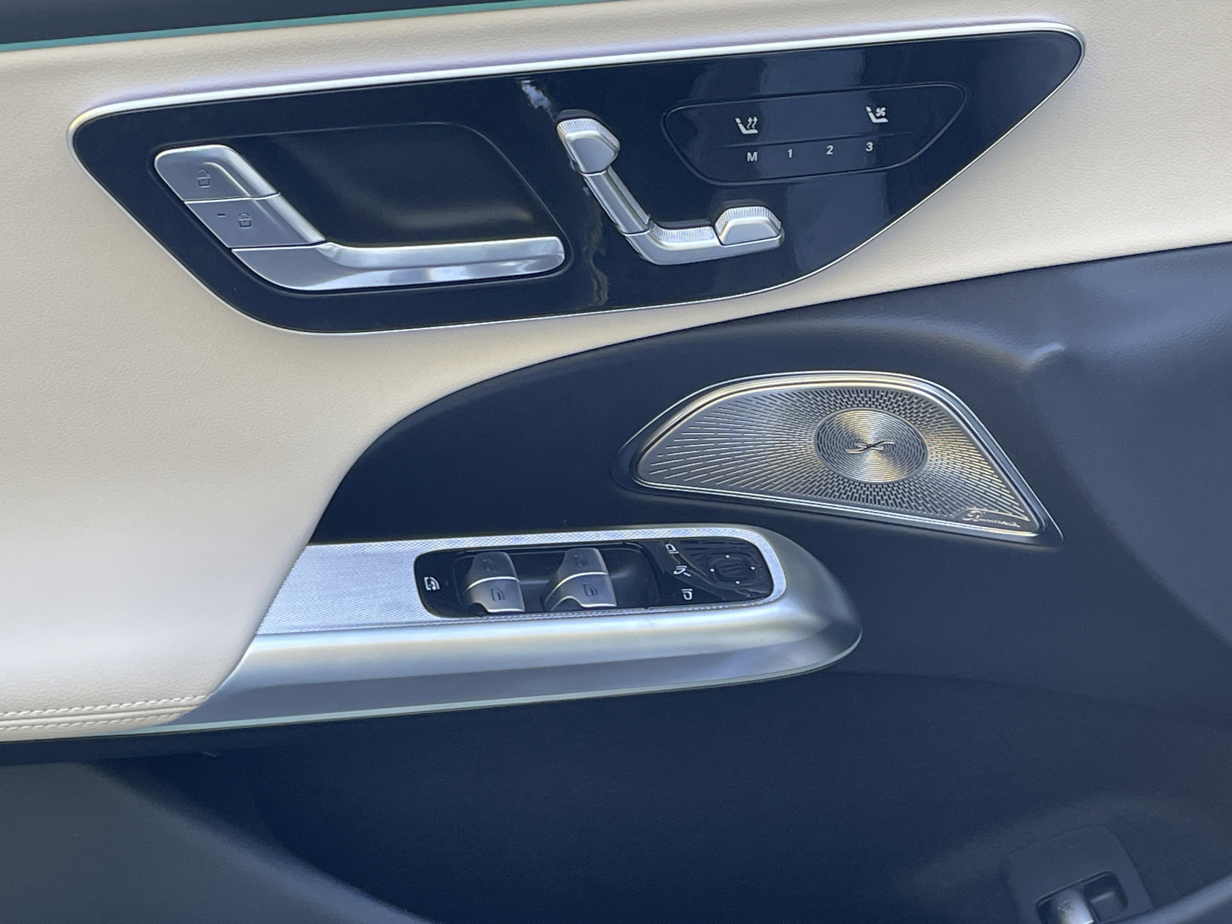 2026 Mercedes Benz E 450 4MATIC All-Terrain photo 4