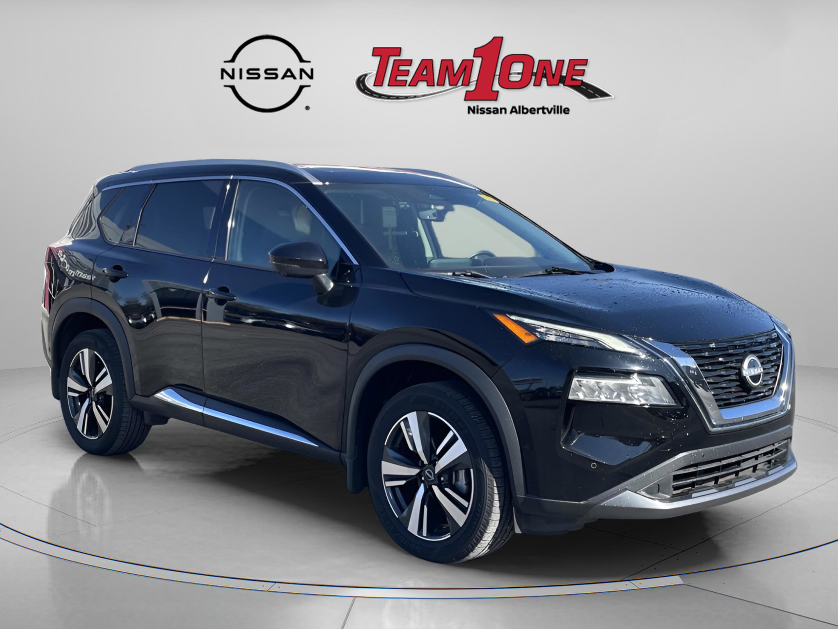2023 Nissan Rogue SL's photo