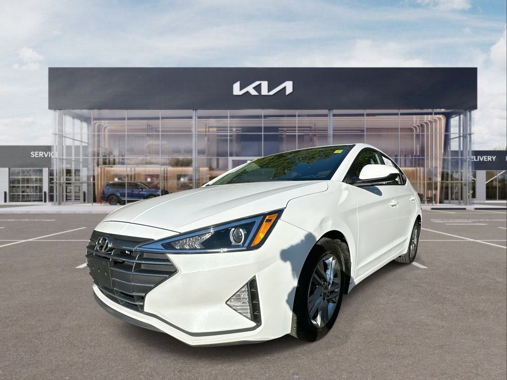 2020 Hyundai Elantra Value Edition photo 3
