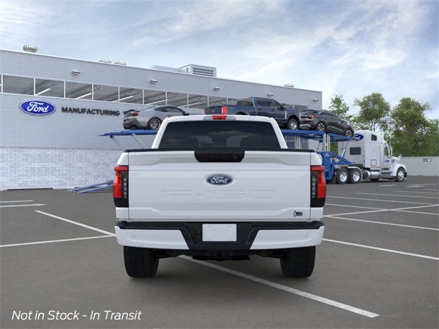 2025 Ford F-150 Lightning XLT photo 4