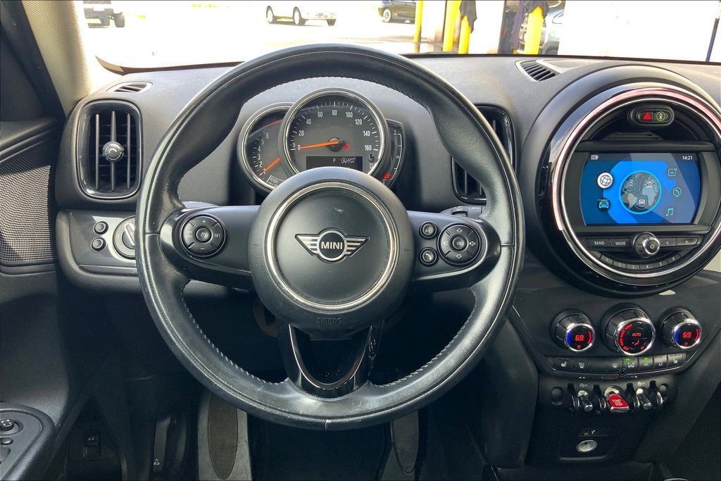 Image 5 of Pre-Owned 2020 MINI Cooper Countryman Signature