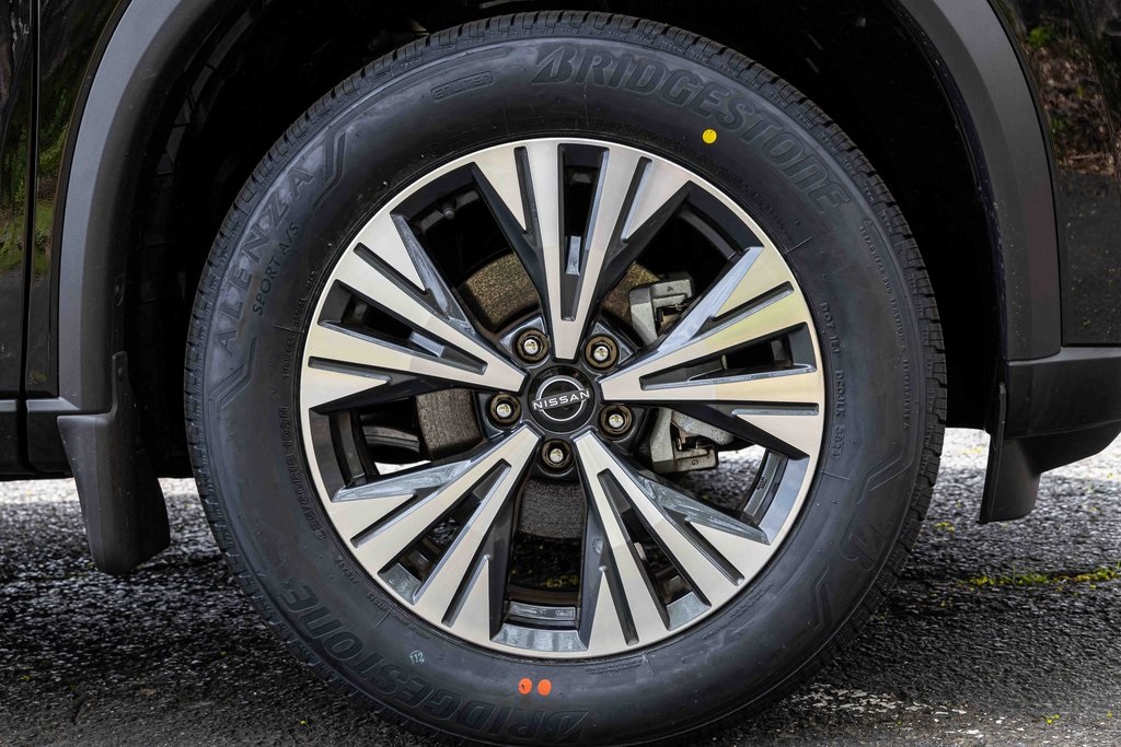 2023 Nissan Rogue SV photo 27