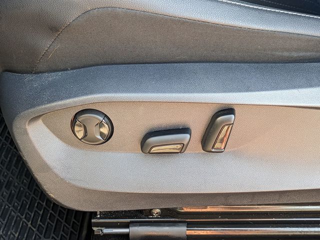 2022 Volkswagen Tiguan SE photo 12