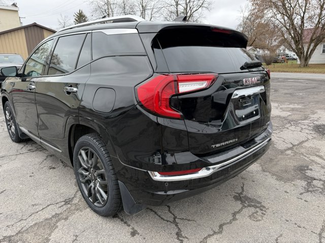 2024 Gmc Terrain Denali photo 3