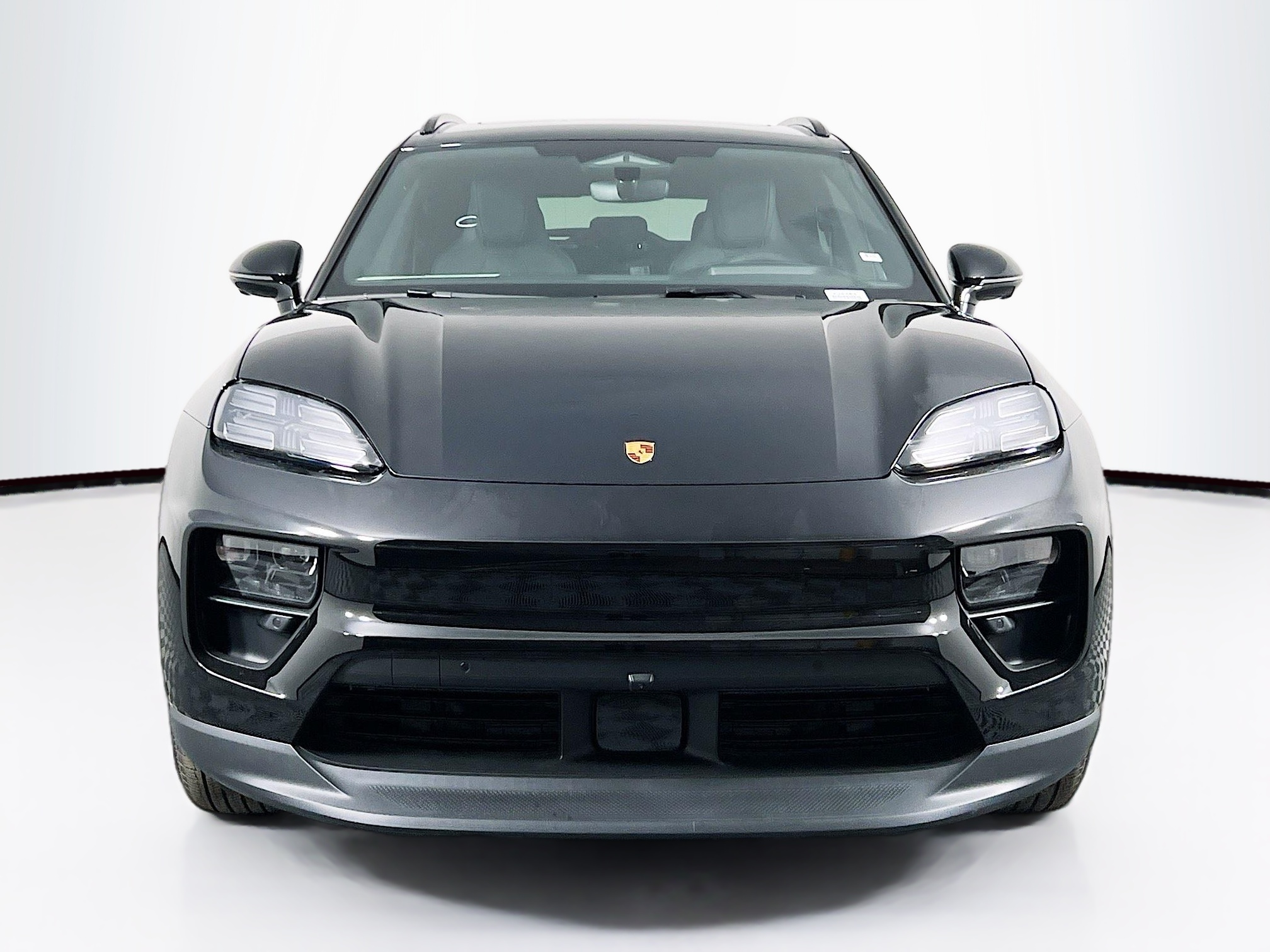 2025 Porsche Macan Electric photo 4