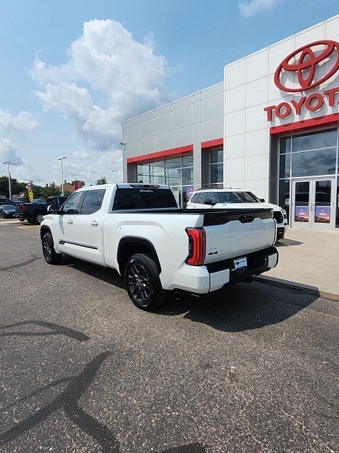 2023 Toyota Tundra Platinum photo 6