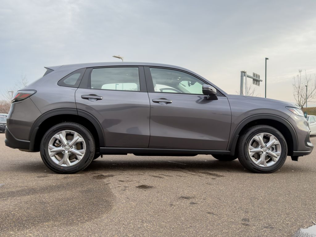 Used 2024 Honda HR-V LX with VIN 3CZRZ2H35RM717666 for sale in Coon Rapids, Minnesota