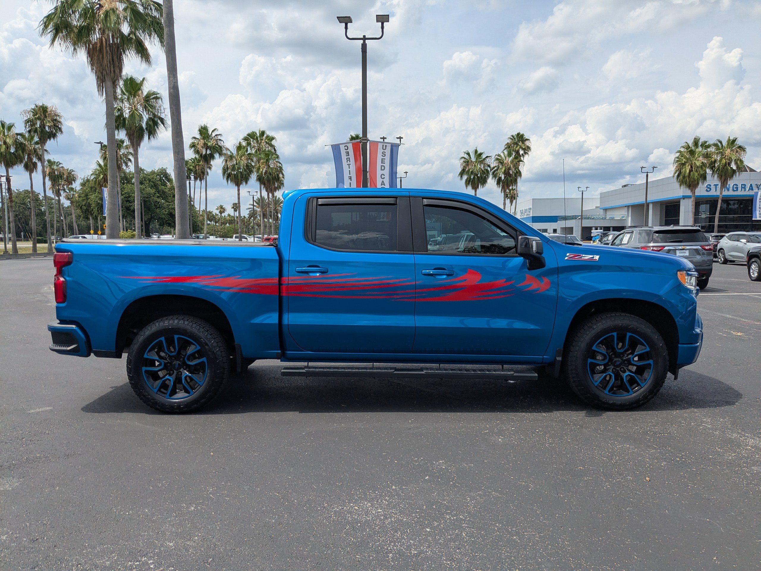 2024 Chevrolet Silverado 1500 RST photo 3