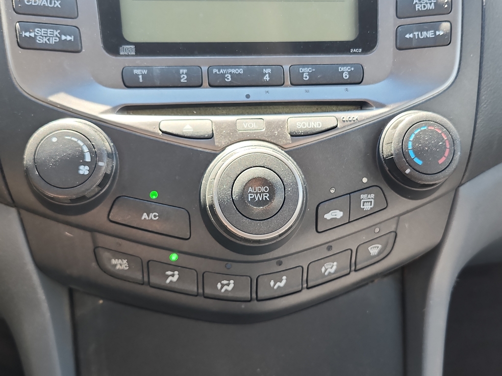 2007 Honda Accord photo 18