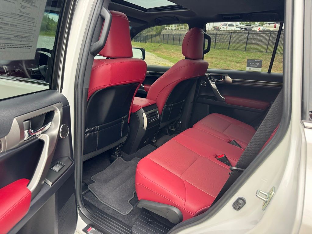 2023 Lexus GX 460 photo 21