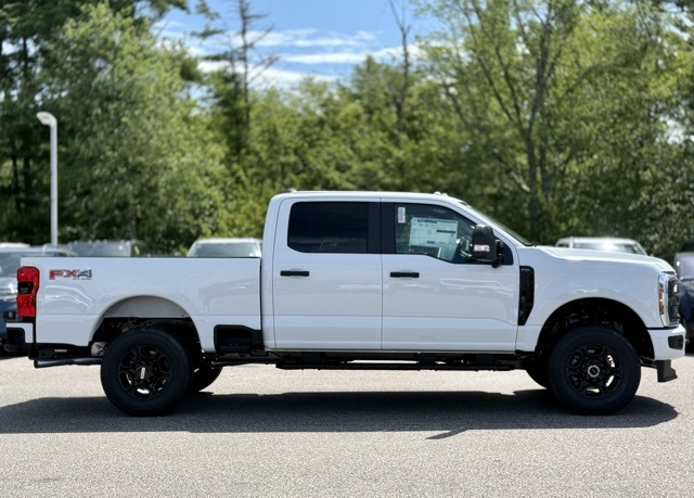 2025 Ford F-350 XL photo 4