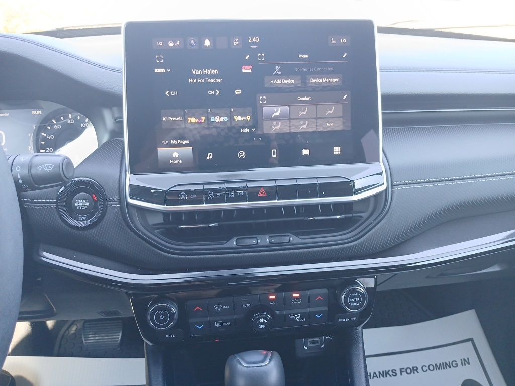 2023 Jeep Compass North Edition Latitude photo 7