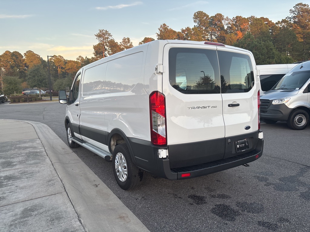 2024 Ford Transit photo 4