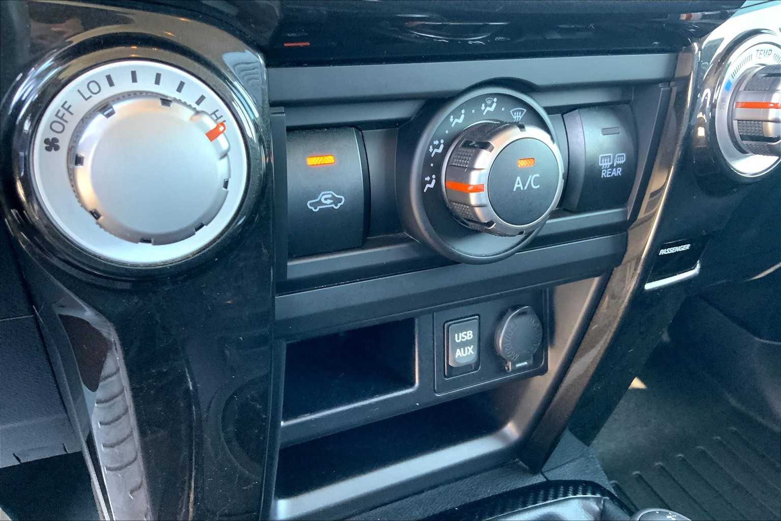 2018 Toyota 4Runner TRD Premium photo 31
