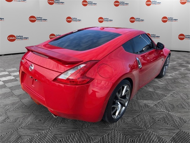 2014 Nissan 370Z Touring photo 4