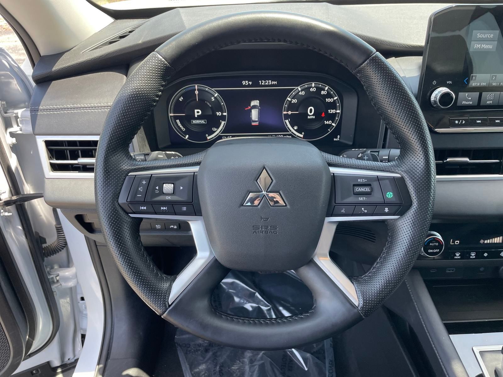 2024 Mitsubishi Outlander PHEV SE Ralliart photo 11