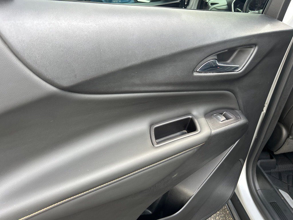 2020 Chevrolet Equinox Premier photo 16
