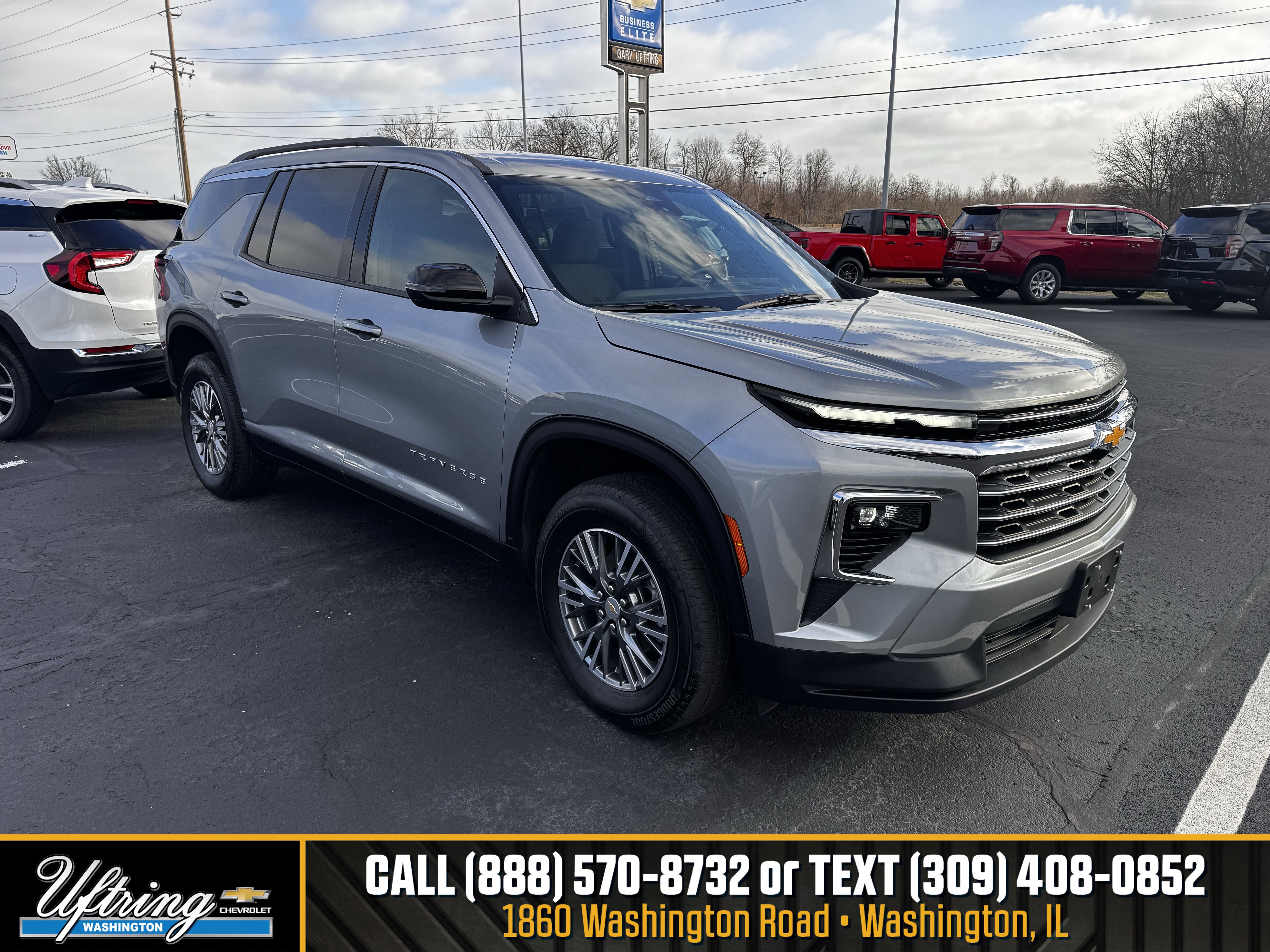 2025 Chevrolet Traverse LT's photo