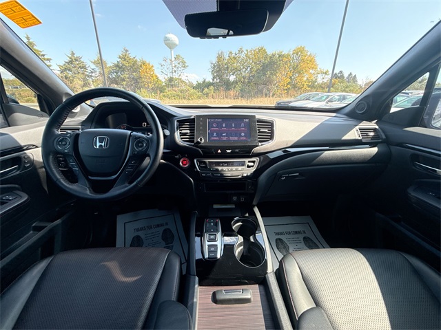 2021 Honda Ridgeline Black Edition photo 25