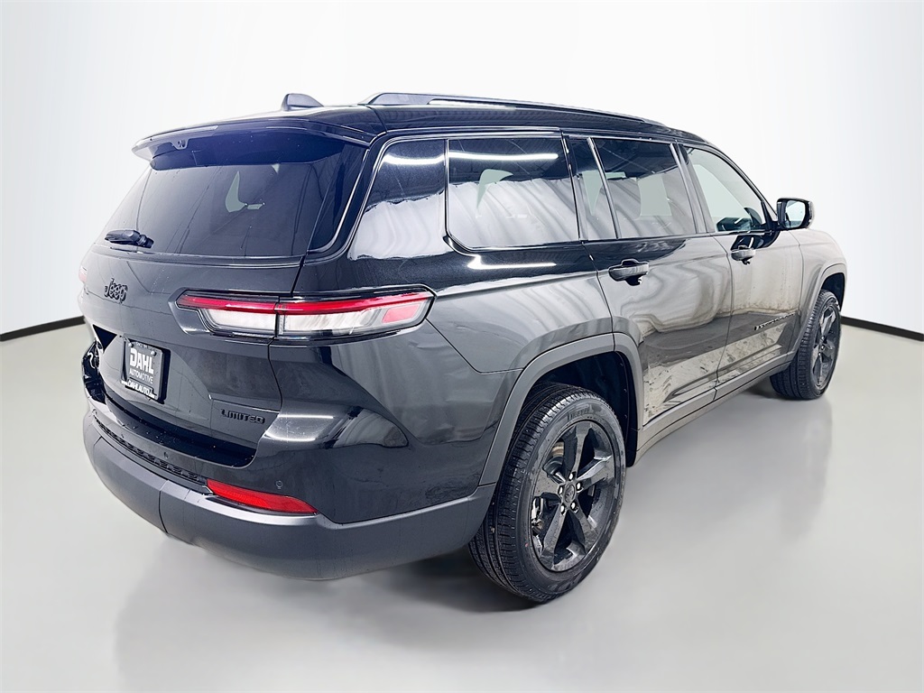 2025 Jeep Grand Cherokee Limited photo 4