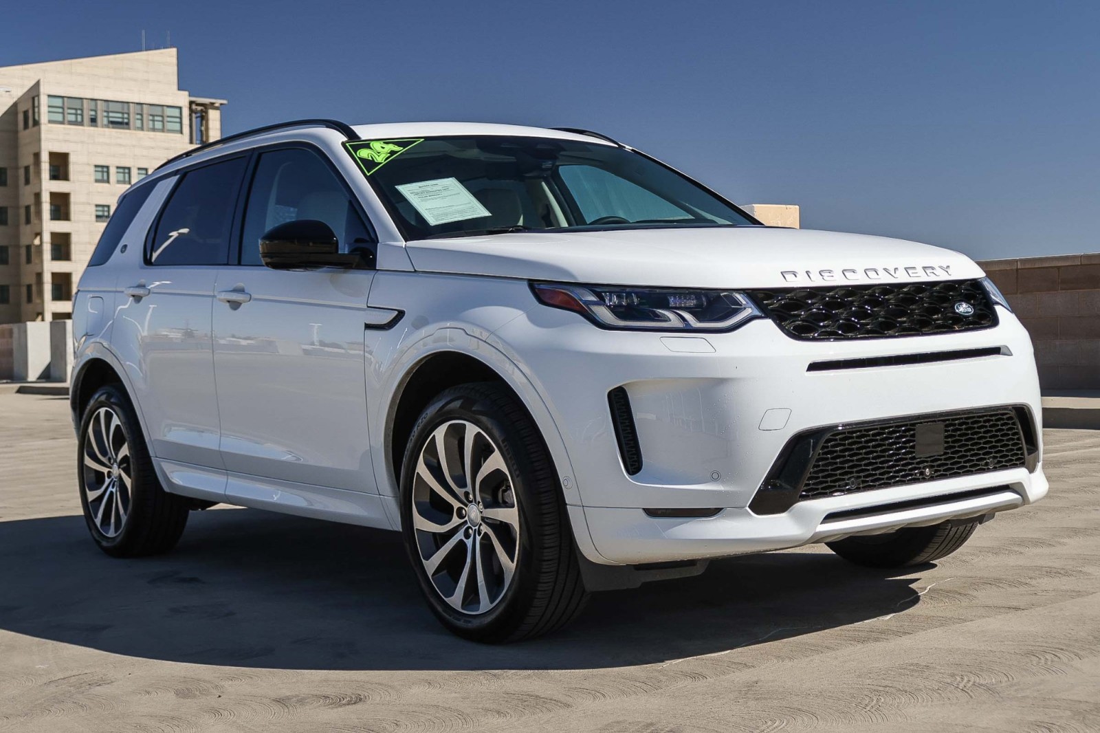 2024 Land Rover Discovery Sport S photo 2