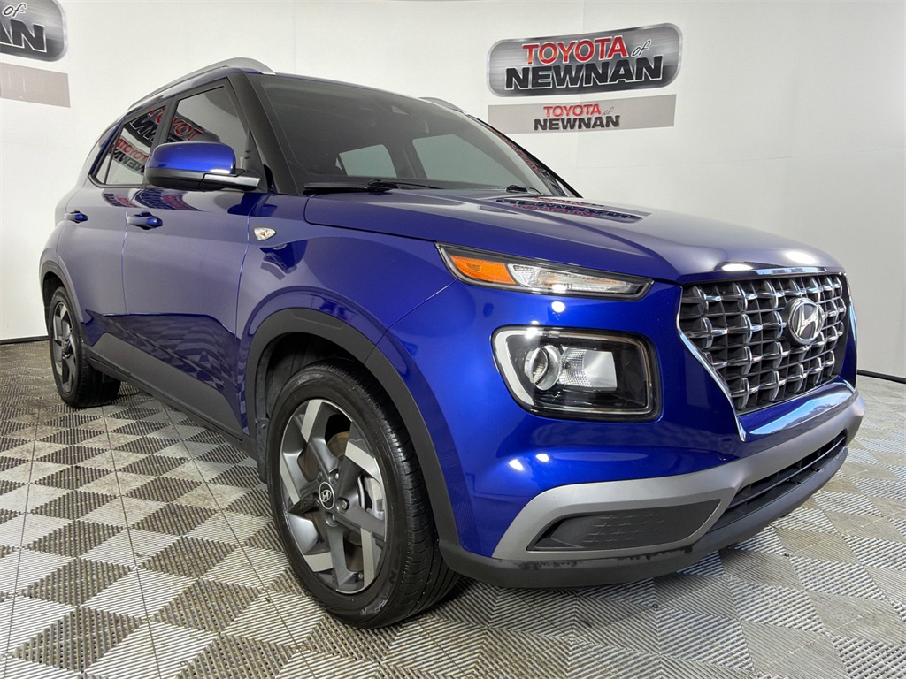 2022 Hyundai Venue SEL's photo