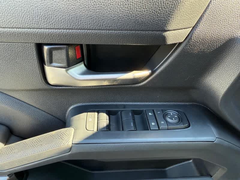 2025 Toyota Tacoma TRD Off Road - Photo 18