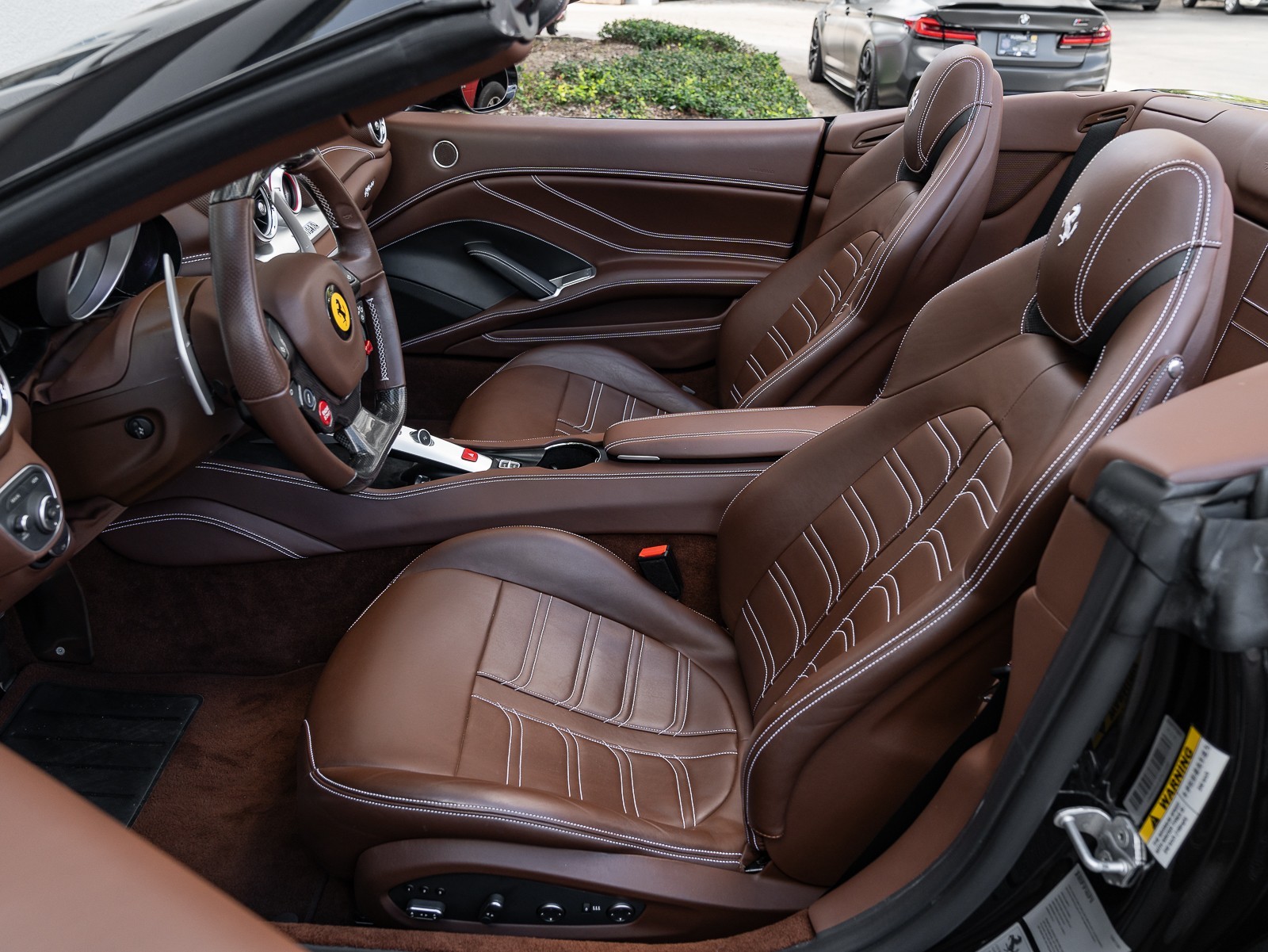 2015 Ferrari California T photo 30