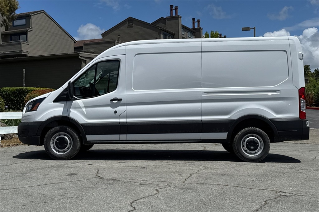 2025 Ford Transit photo 5