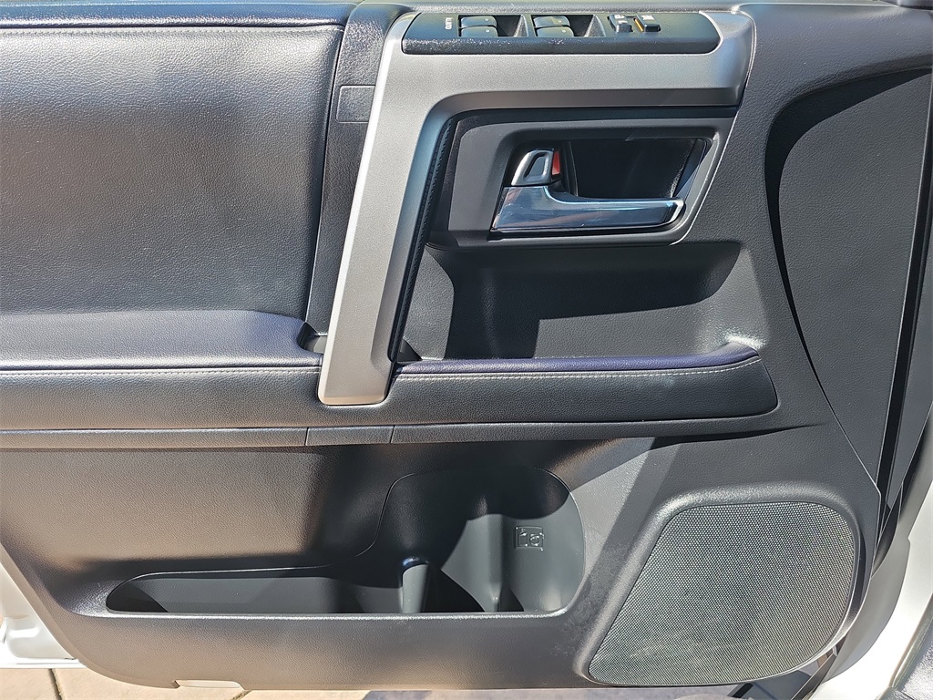2024 Toyota 4Runner SR5 Premium photo 26