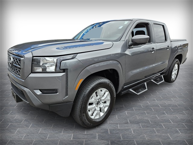 2023 Nissan Frontier SV photo 3