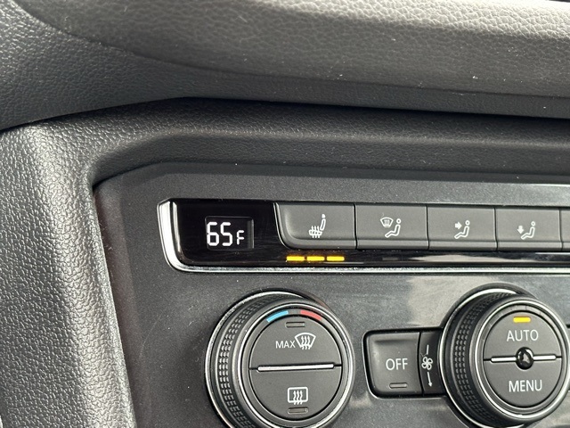 2020 Volkswagen Tiguan SE R-Line Black photo 15