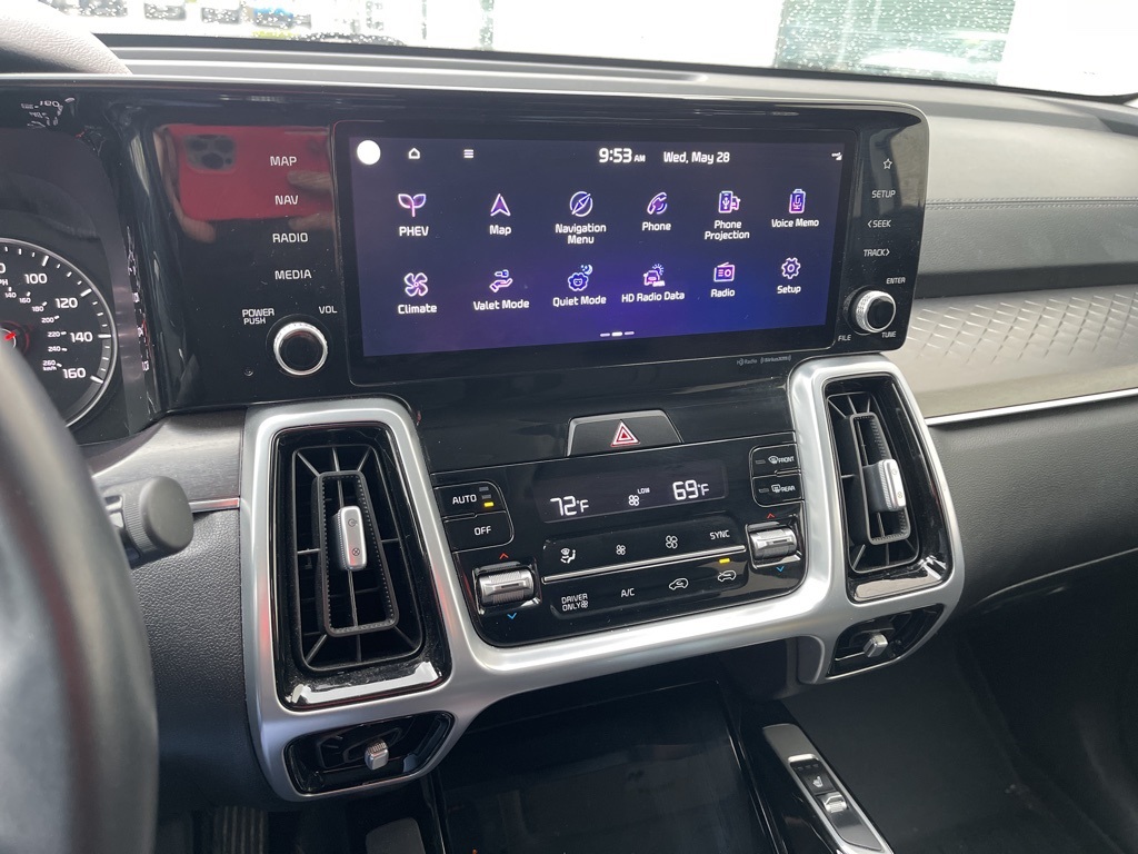 2022 Kia Sorento Plug-In Hybrid SX photo 3