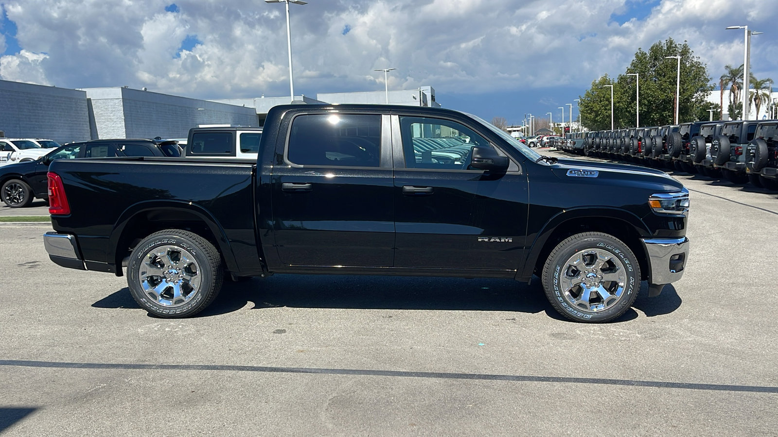 2025 Ram 1500 Big Horn photo 3