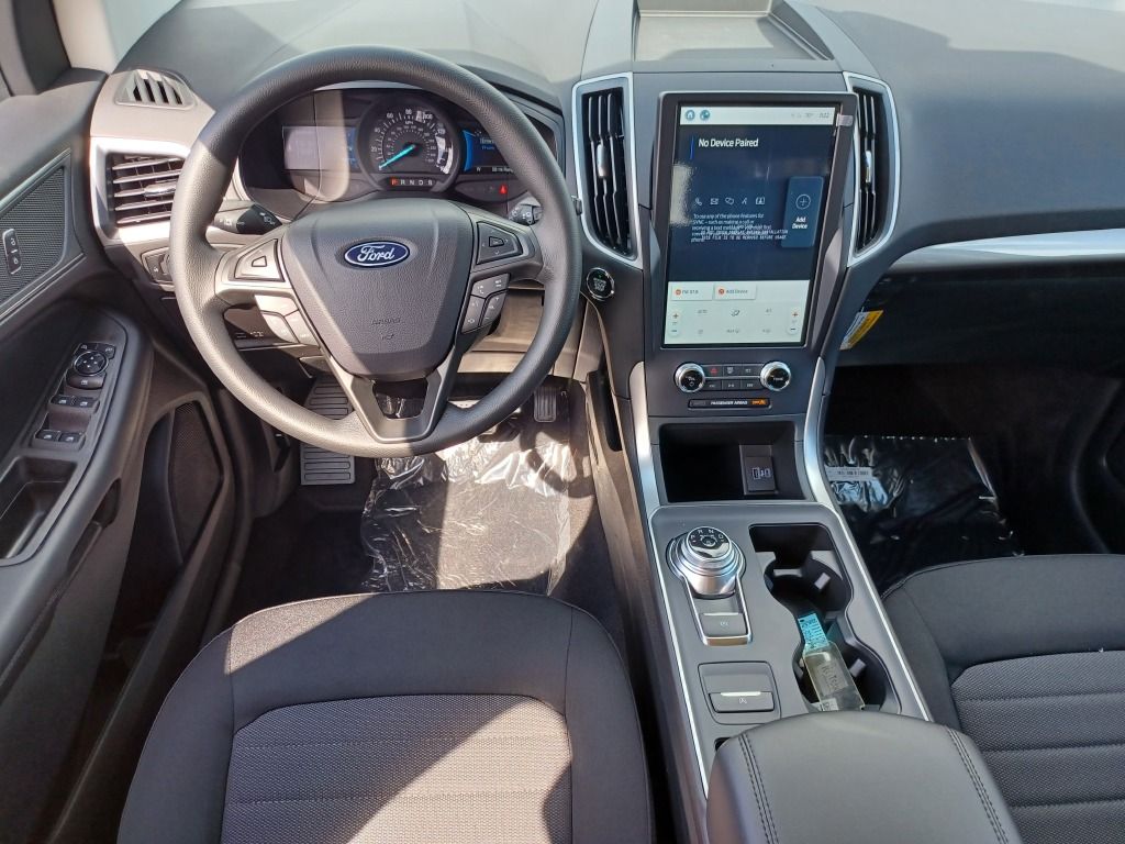2024 Ford Edge SE photo 15