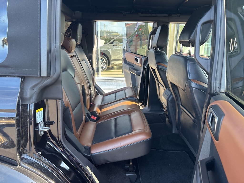 2024 Ford Bronco Outer Banks photo 10