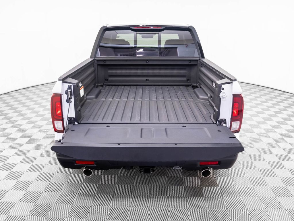 2025 Honda Ridgeline Black Edition photo 29