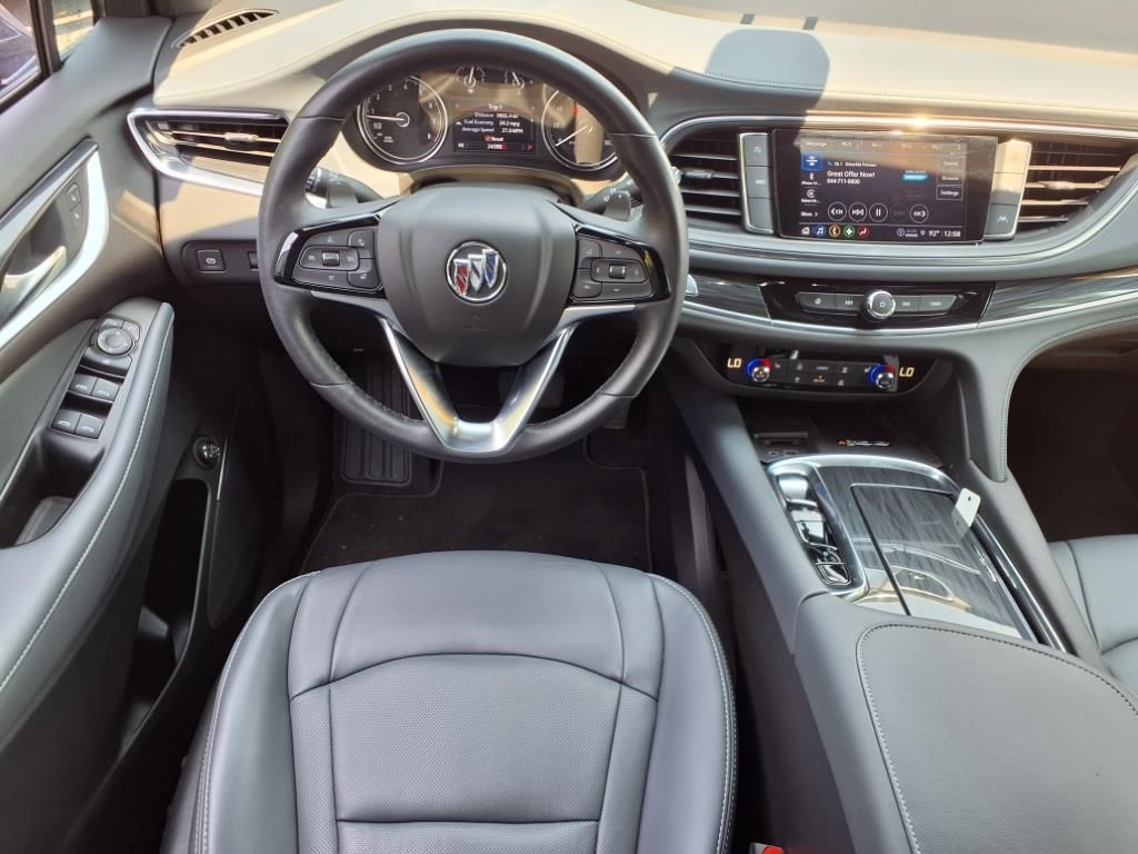 2022 Buick Enclave Essence photo 14