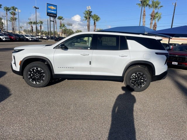 2026 Chevrolet Traverse photo 4