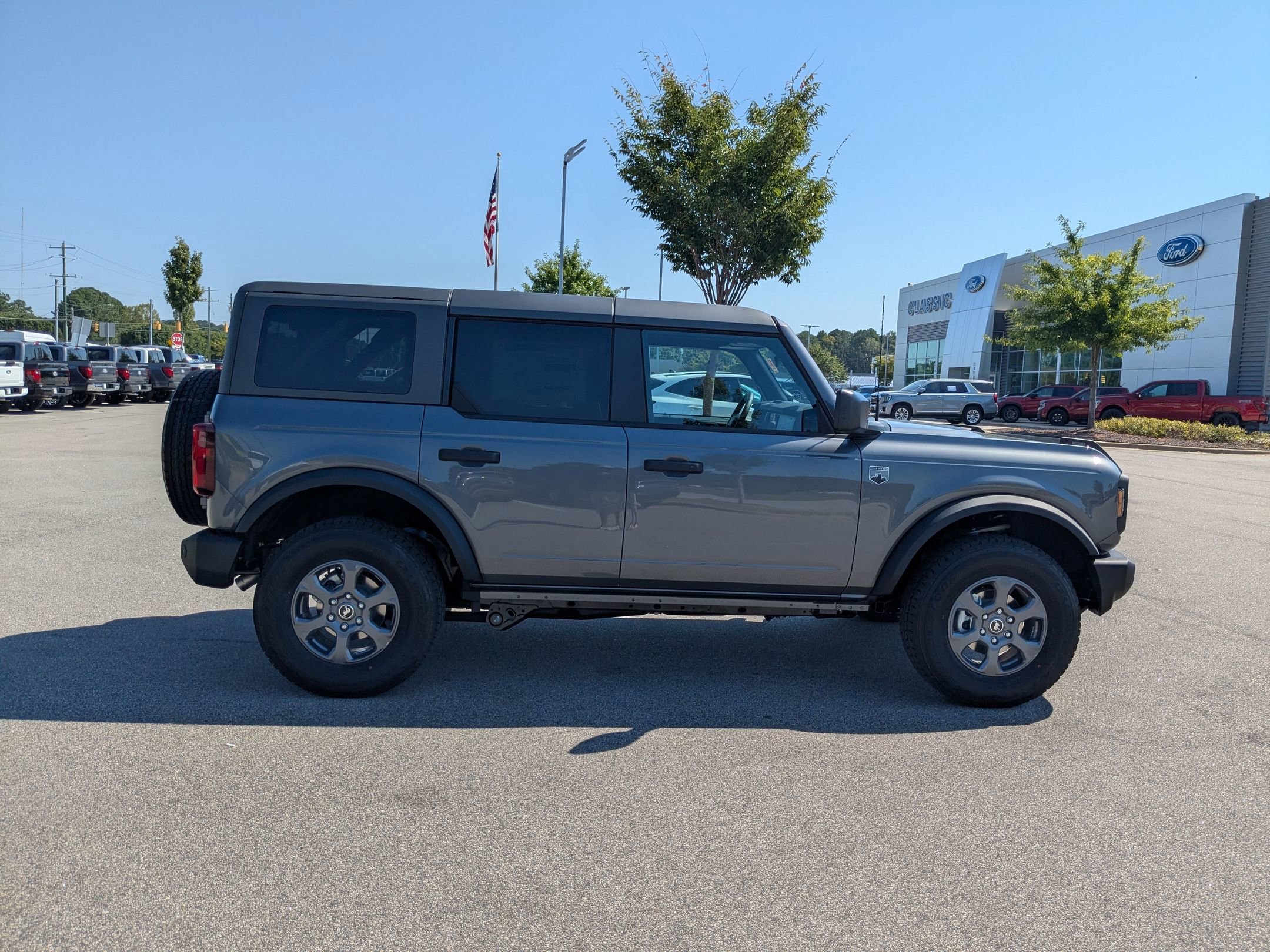 2025 Ford Bronco Big Bend photo 6