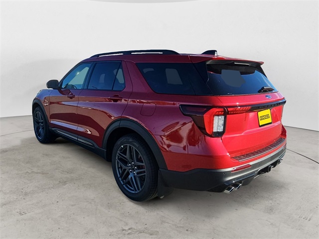 2025 Ford Explorer ST photo 3