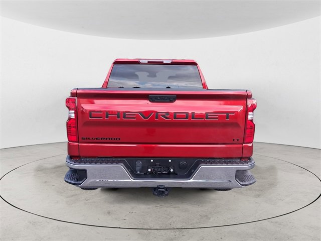 2023 Chevrolet Silverado LT photo 4